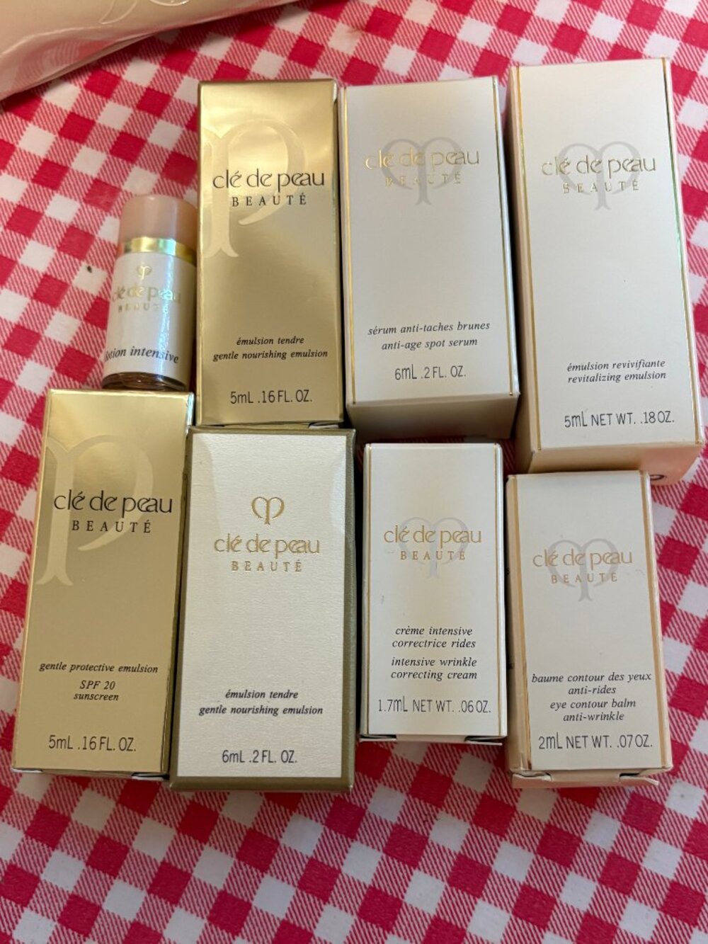 Lot of Cle de Peau Beaute Travel Sample Size